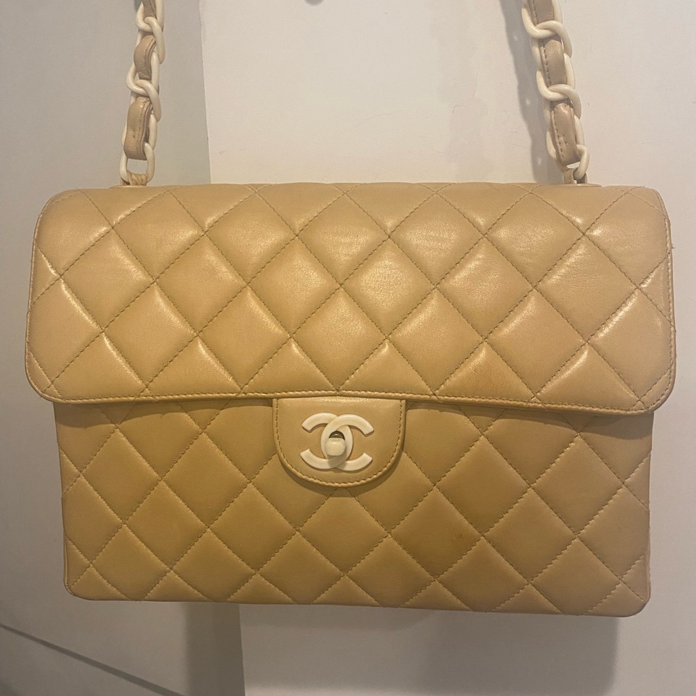 SOLD—-SOLD—-SOLD DO NOT BUY———-CHANEL Beige Lambskin Bekko Resin Single Flap Bag